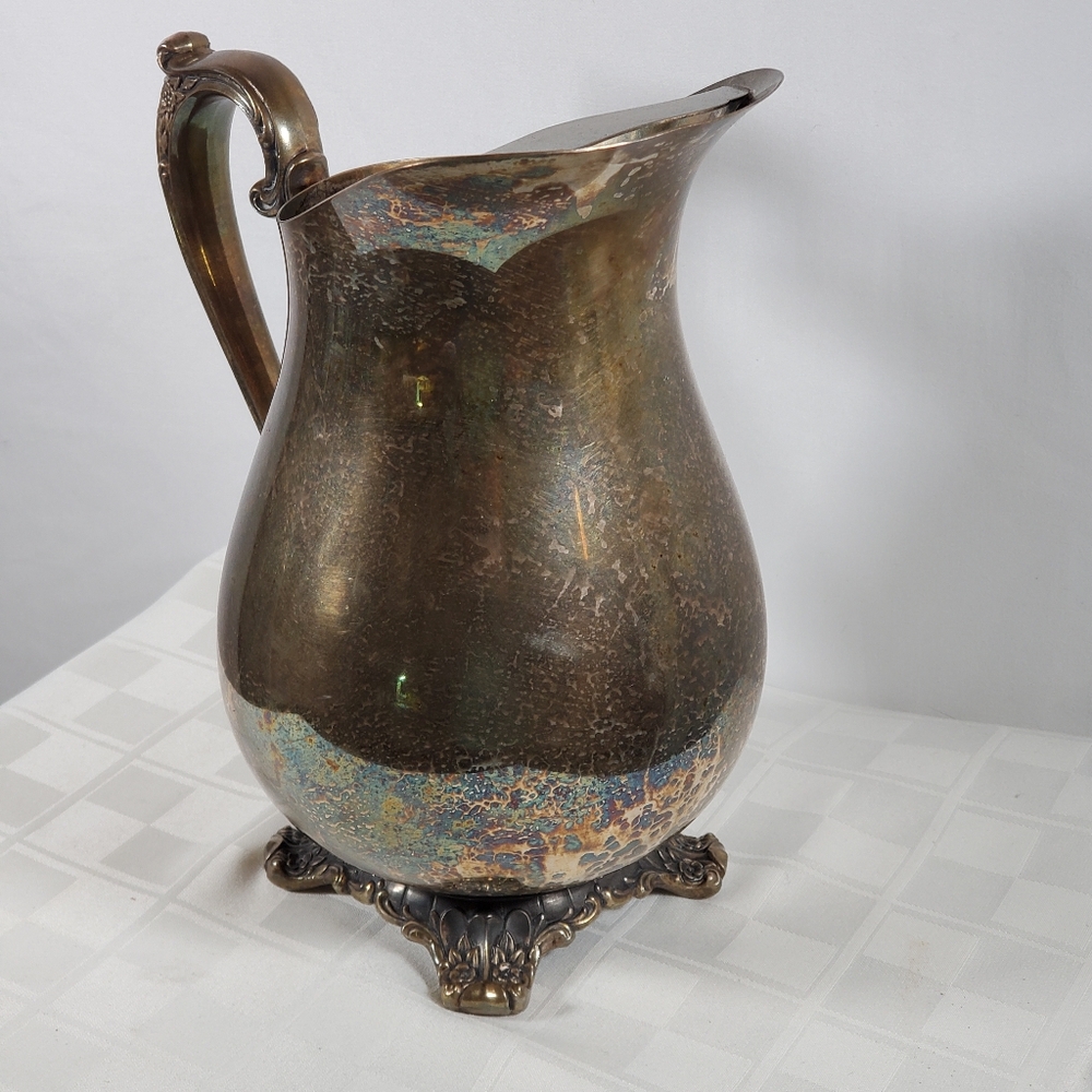 Sliver Plated Water Pitcher Wm Rogers and Sons